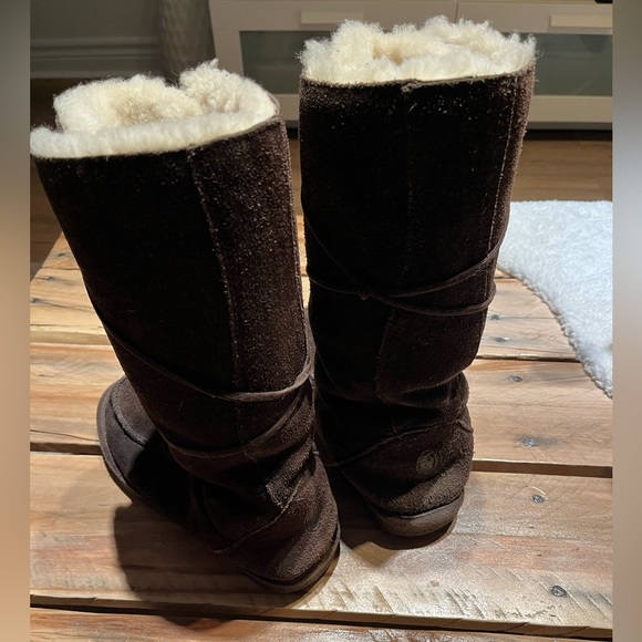 BearPaw Wool Boots - Picture 2 of 3